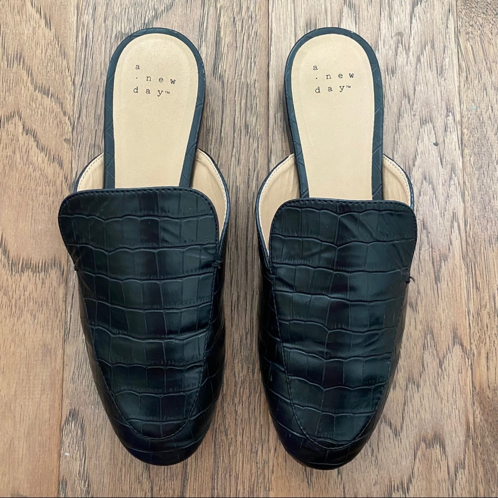 A New Day Cardi Faux Crocodile Black Mules